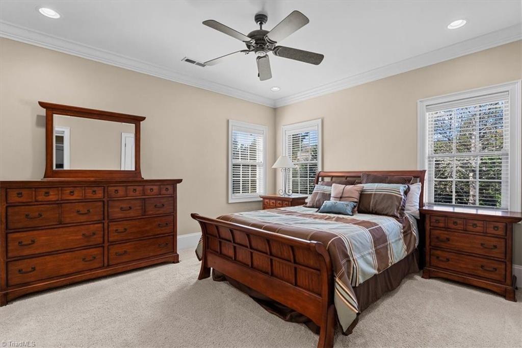 2304 Castleloch Court Property Photo 29