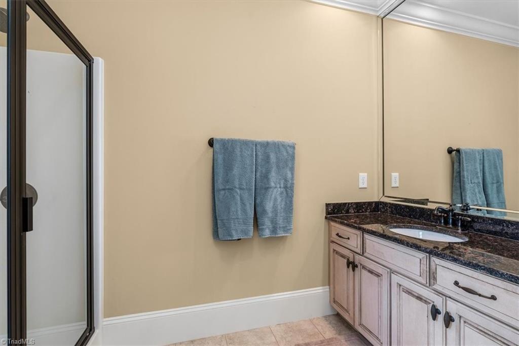 2304 Castleloch Court Property Photo 32