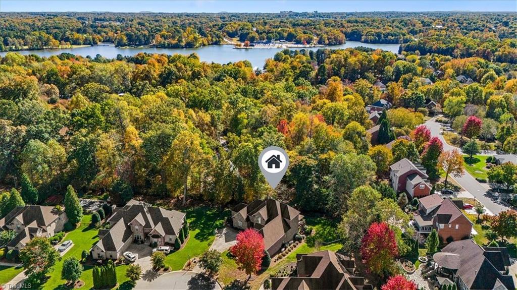 2304 Castleloch Court Property Photo 45