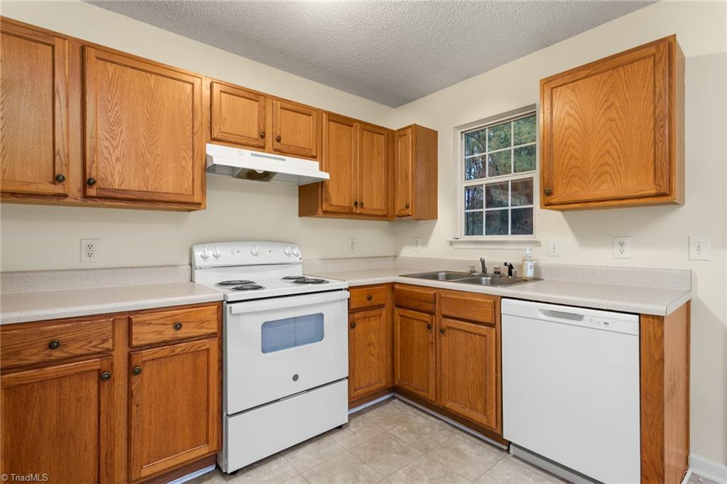 930 Fifth Street S Property Photo 9