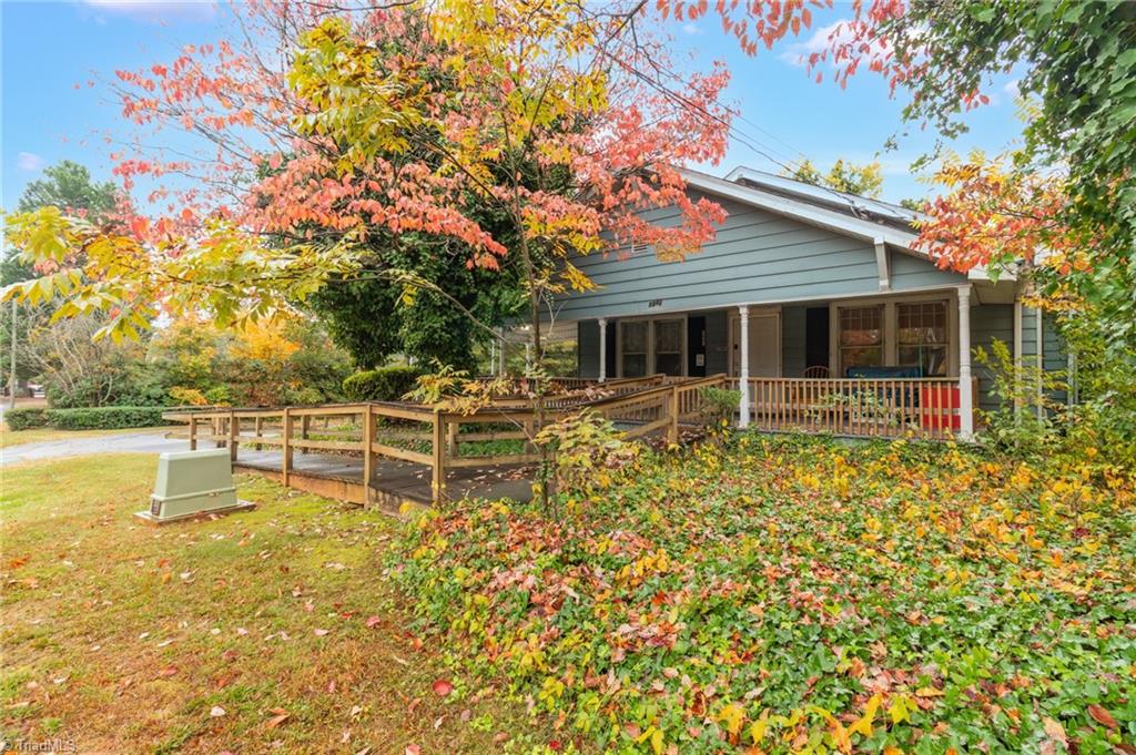 3842 Country Club Road Property Photo 2