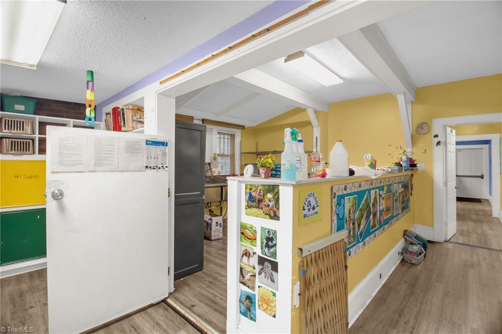 3842 Country Club Road Property Photo 15