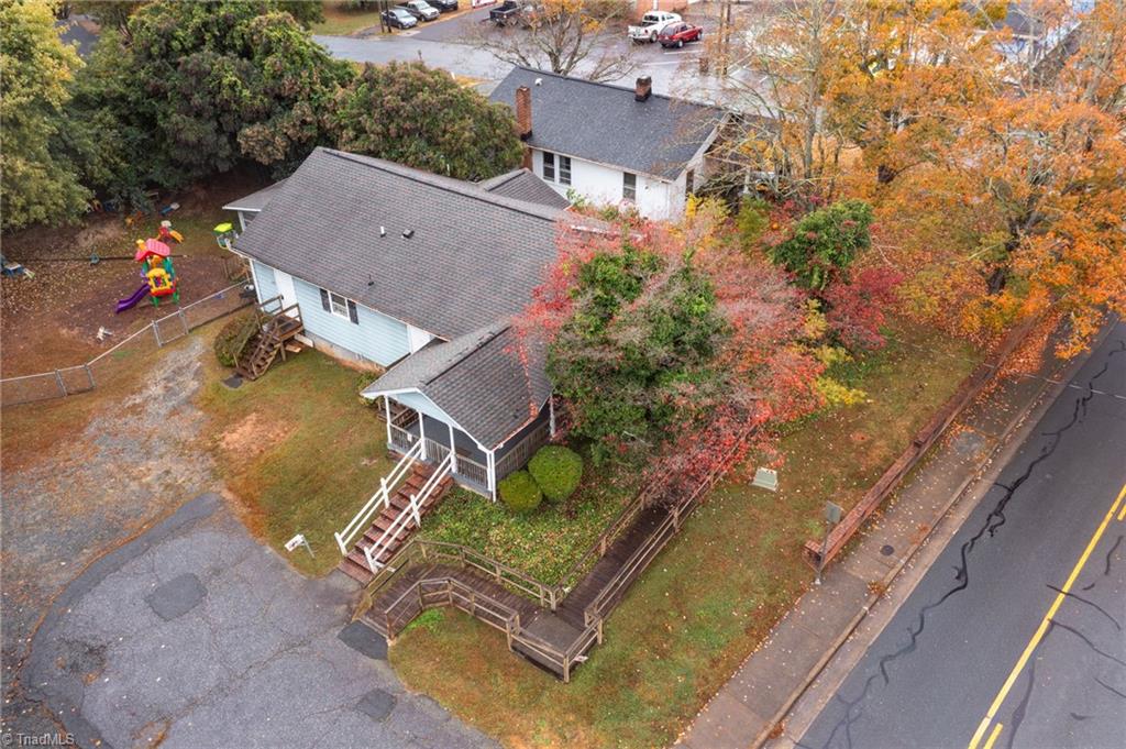 3842 Country Club Road Property Photo 27