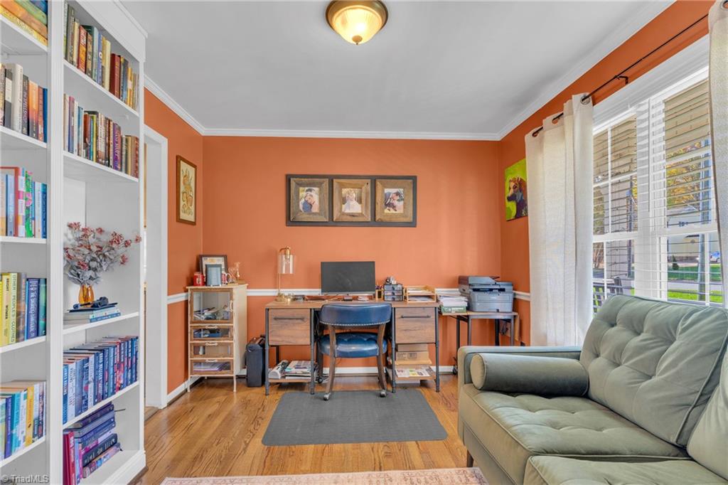 1322 Sherwood Drive Property Photo 5