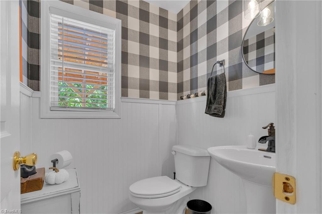 1322 Sherwood Drive Property Photo 12