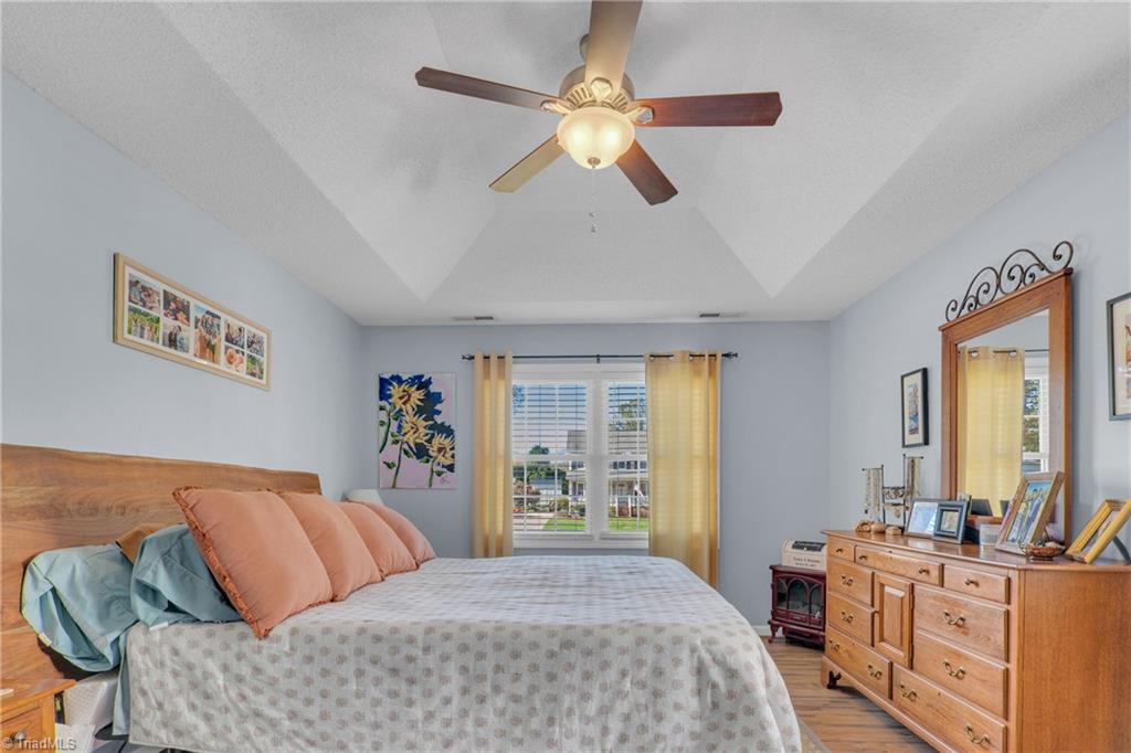 1322 Sherwood Drive Property Photo 22