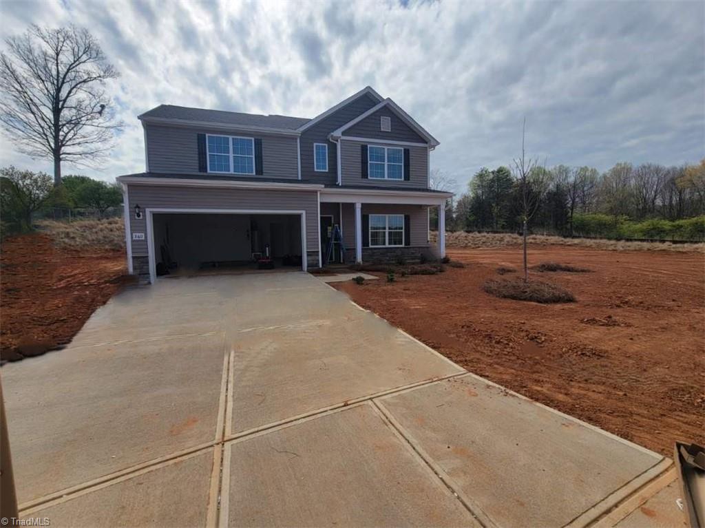 260 Macintosh Drive Property Photo 3