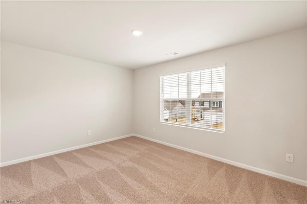 260 Macintosh Drive Property Photo 22