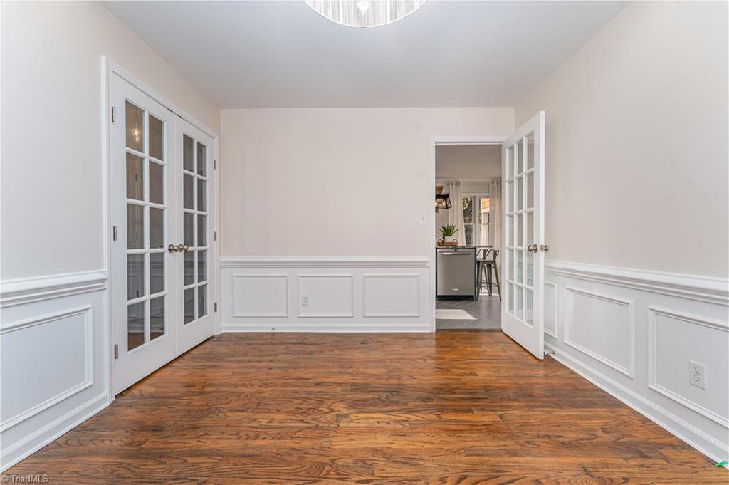 5 Ivy Brook Court Property Photo 4