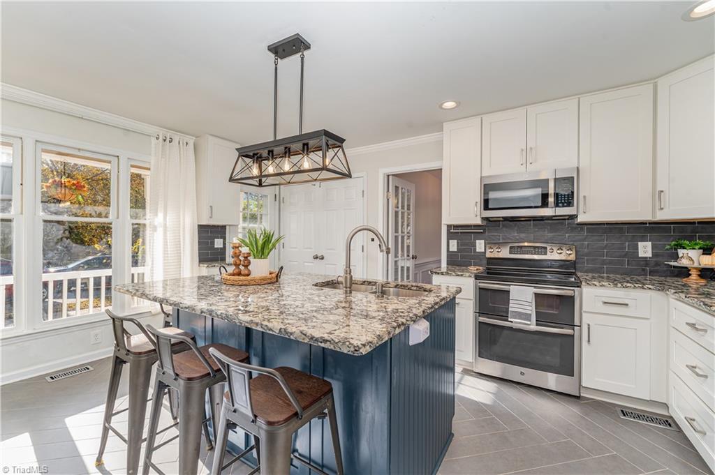 5 Ivy Brook Court Property Photo 9