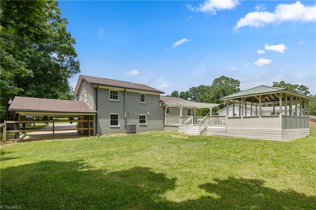 317 Benbow Drive Property Photo 2