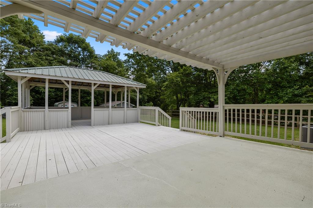 317 Benbow Drive Property Photo 28