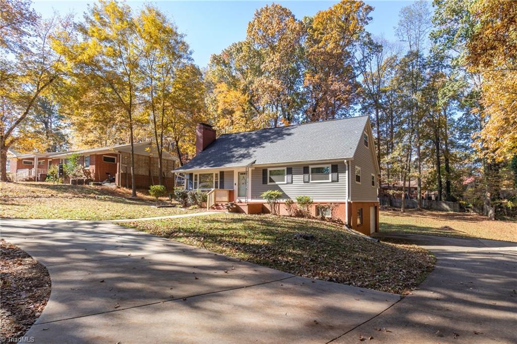 521 Dogwood Circle Property Photo 4