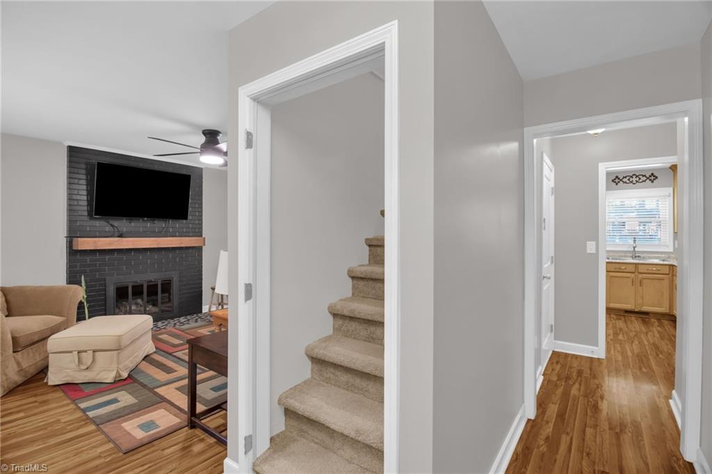 521 Dogwood Circle Property Photo 6