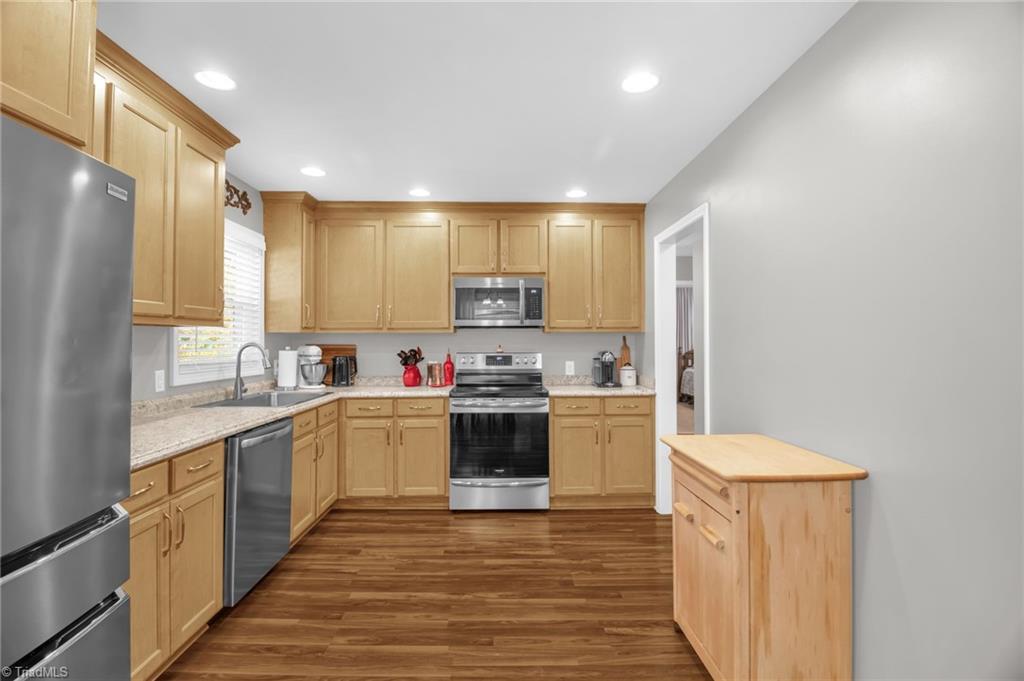 521 Dogwood Circle Property Photo 13