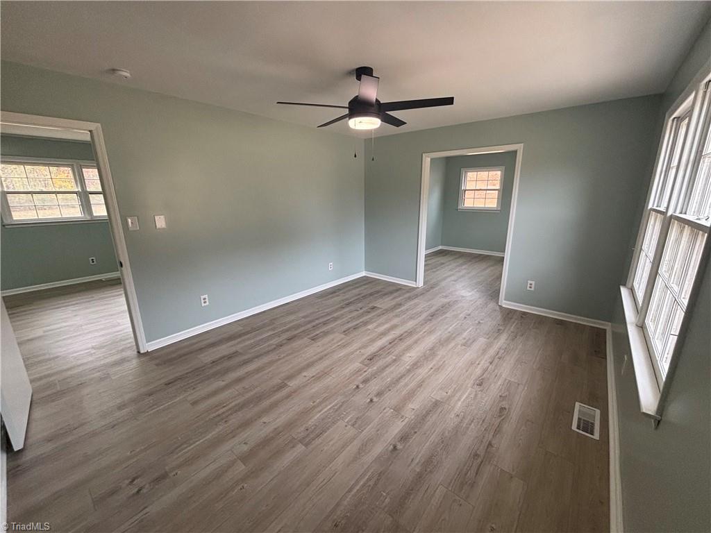 3598 Robindale Drive Property Photo 6