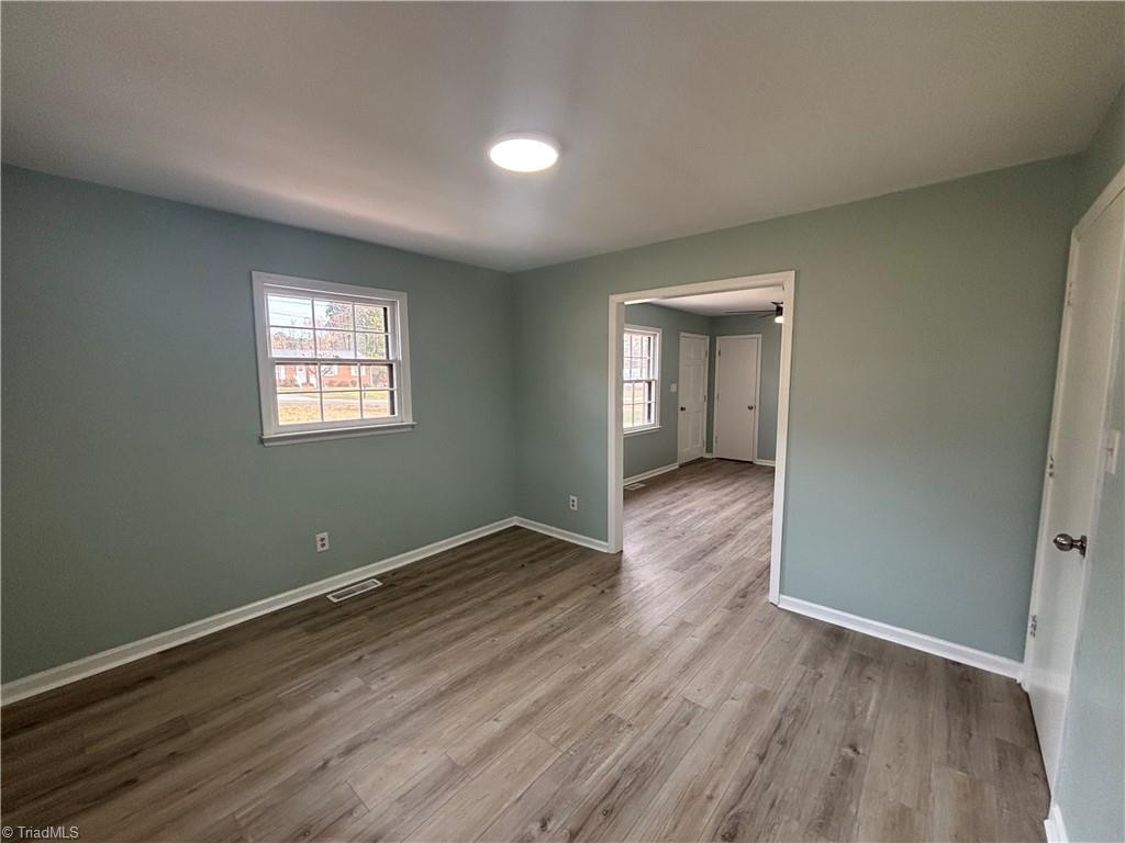 3598 Robindale Drive Property Photo 9