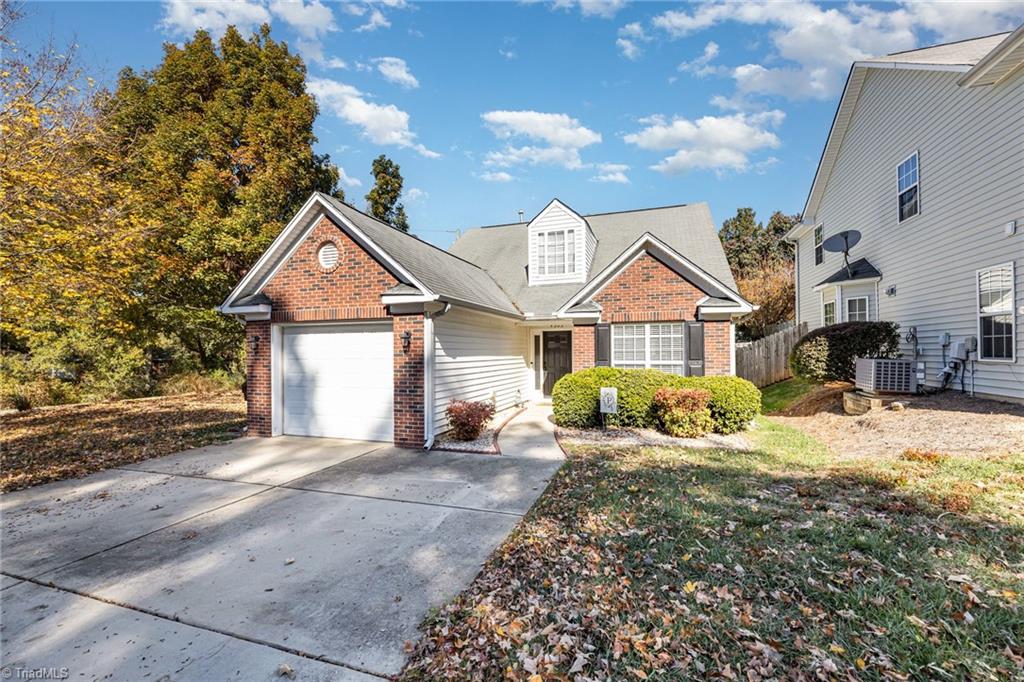 4303 River Bluff Terrace Property Photo 3