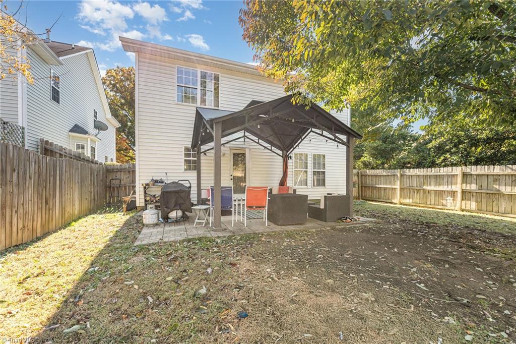 4303 River Bluff Terrace Property Photo 17