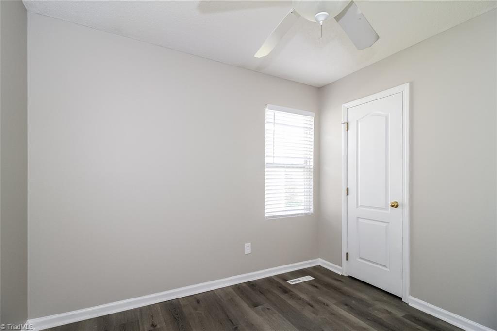 490 Mae Stone Drive Property Photo 9