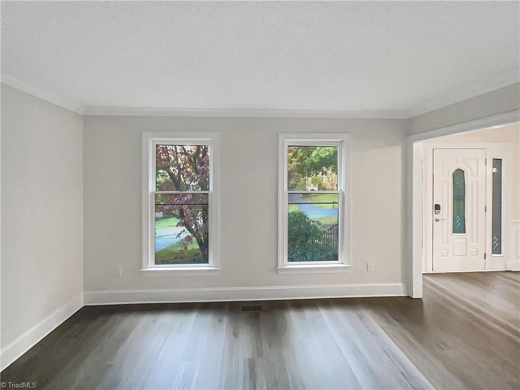 605 Doe Run Drive Property Photo 9