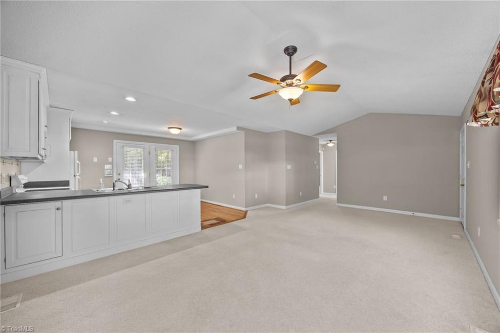 2819 John Lewis Road Property Photo 4