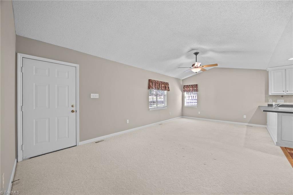 2819 John Lewis Road Property Photo 5