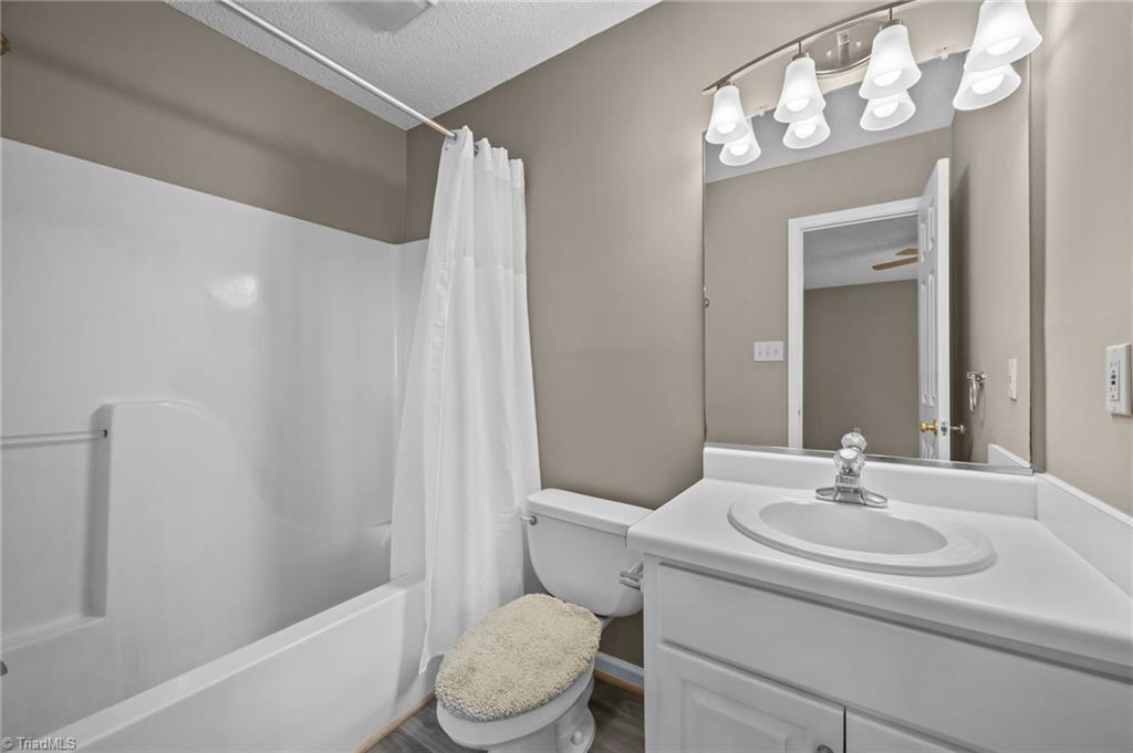 2819 John Lewis Road Property Photo 16