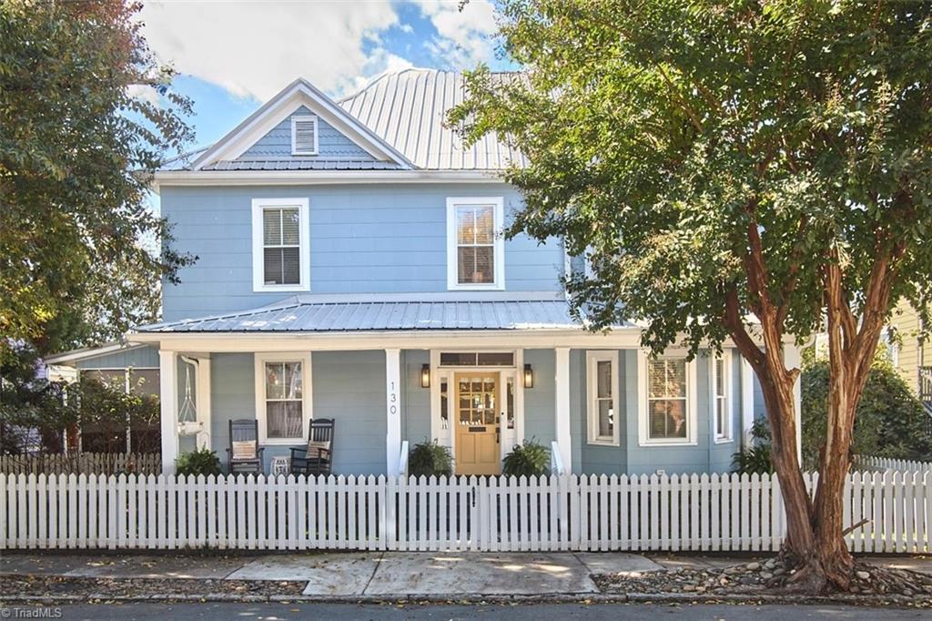 130 N Poplar Street Property Photo 1