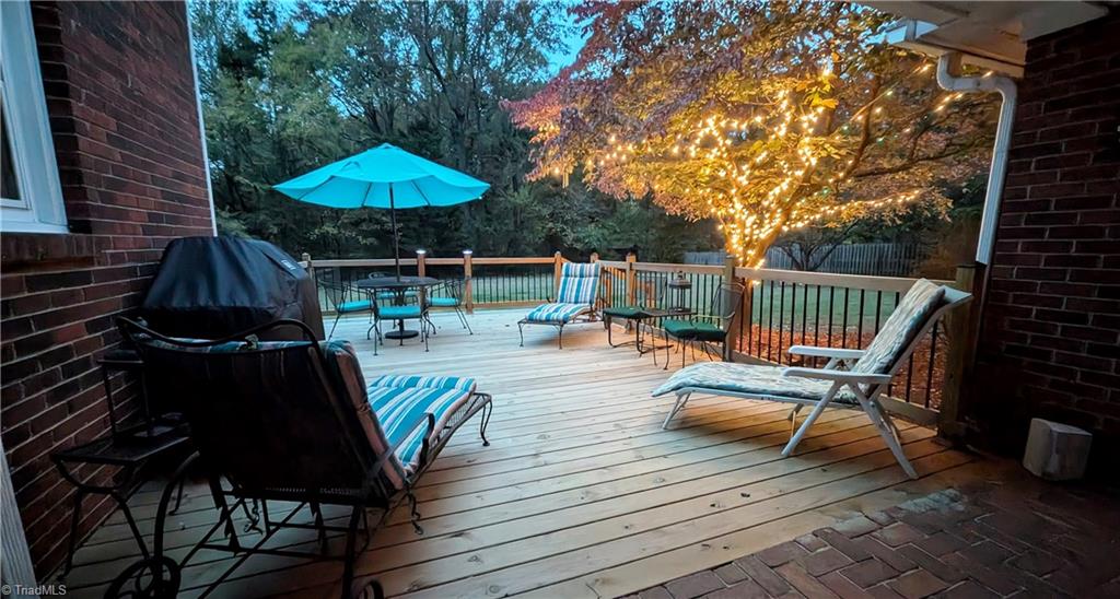 222 Shallowbrook Drive Property Photo 20