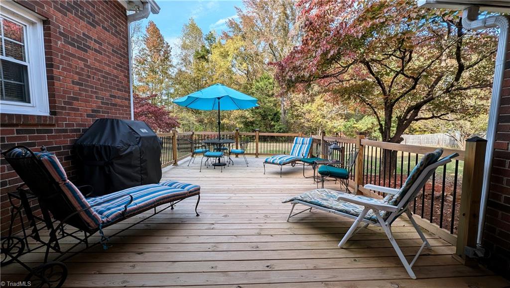 222 Shallowbrook Drive Property Photo 21