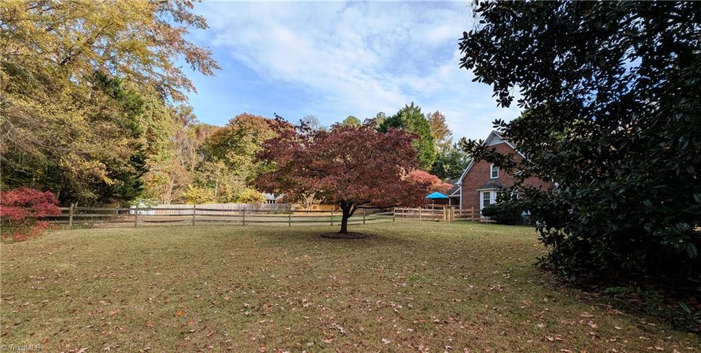 222 Shallowbrook Drive Property Photo 23