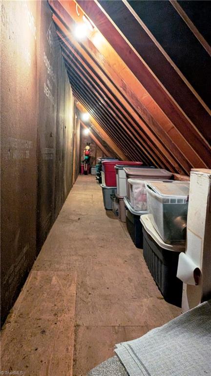 222 Shallowbrook Drive Property Photo 25