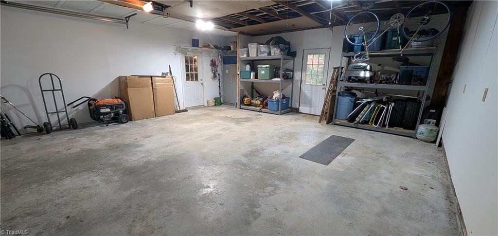 222 Shallowbrook Drive Property Photo 26