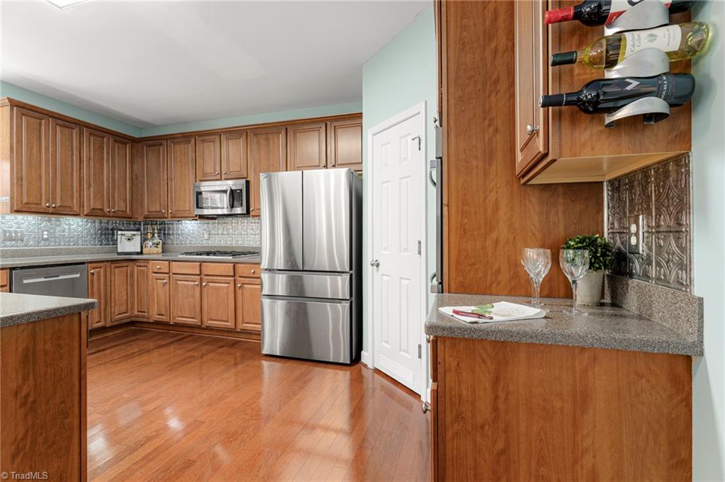 5440 Stone Crossing Drive Property Photo 17