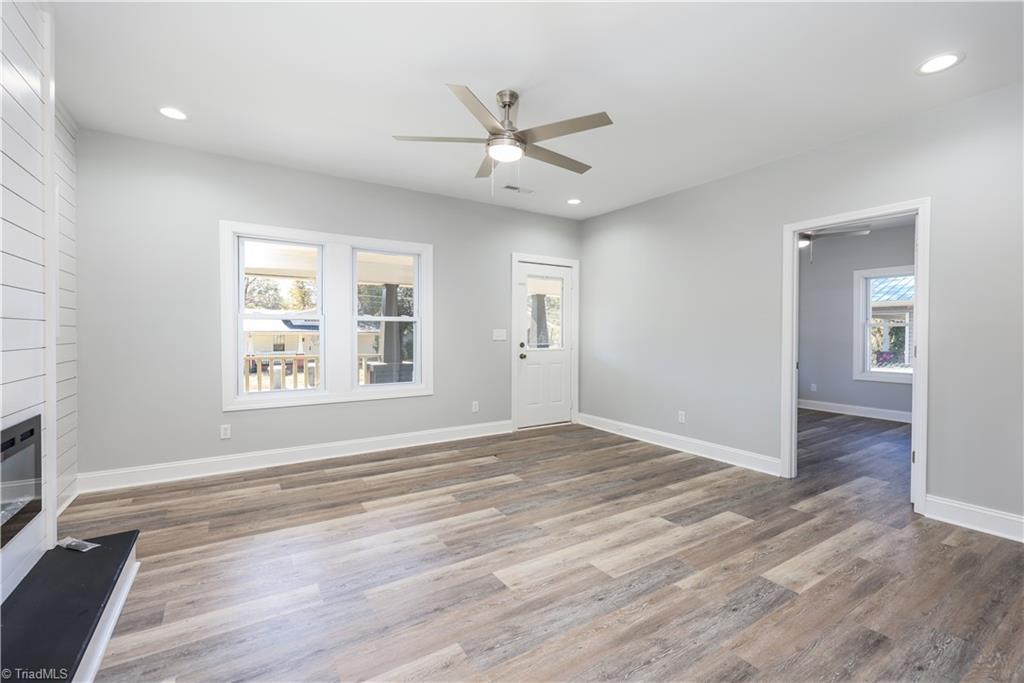 812 Ashdol Street Property Photo 6