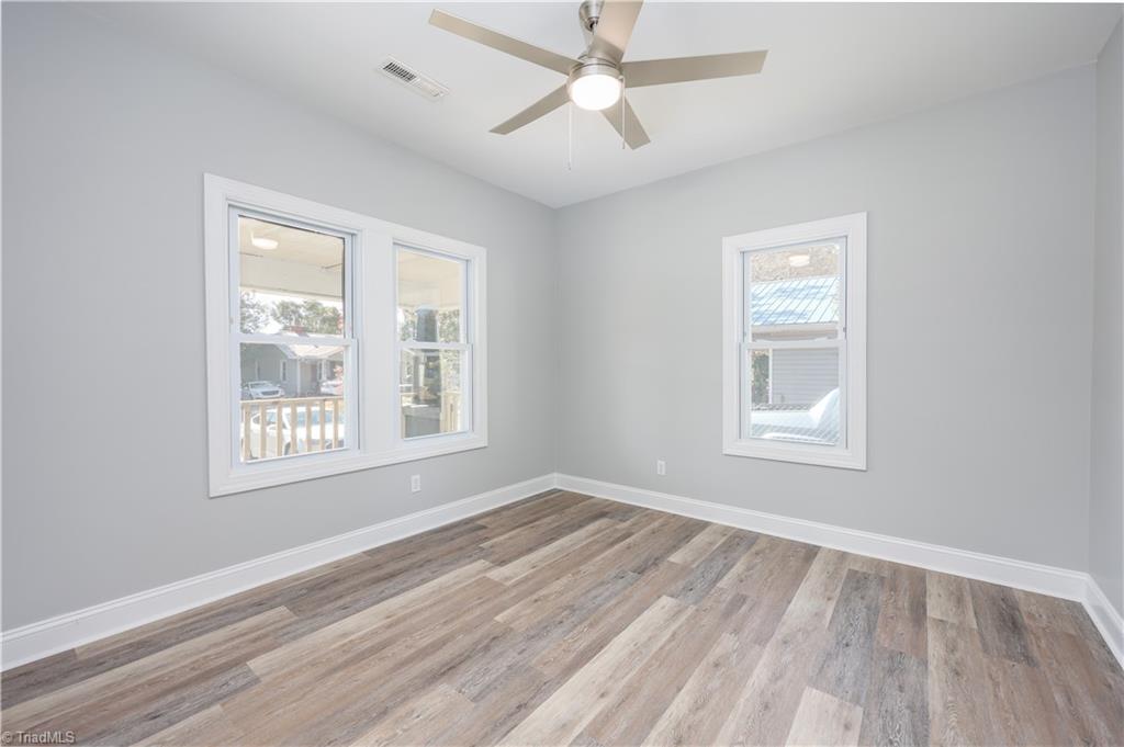 812 Ashdol Street Property Photo 10