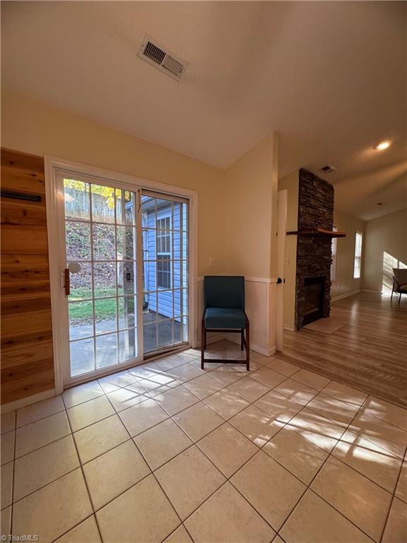 5520 Regents Village Drive Property Photo 7