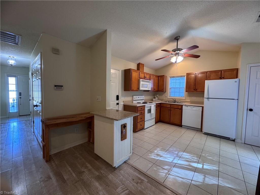 5520 Regents Village Drive Property Photo 12