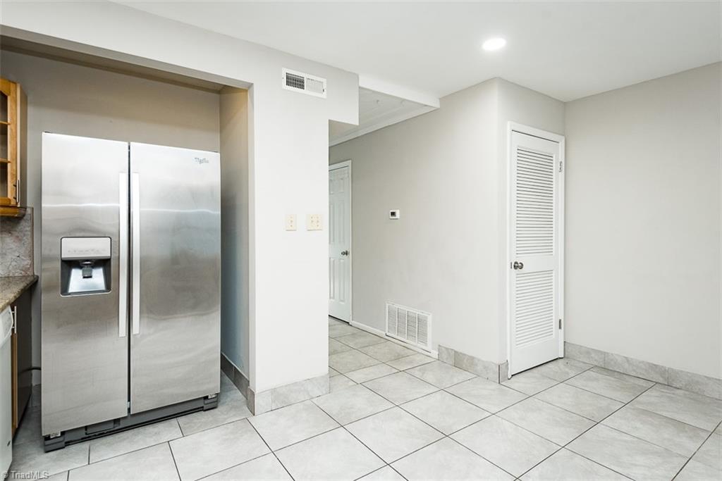 1241 S Fifth Street # 4 Property Photo 4