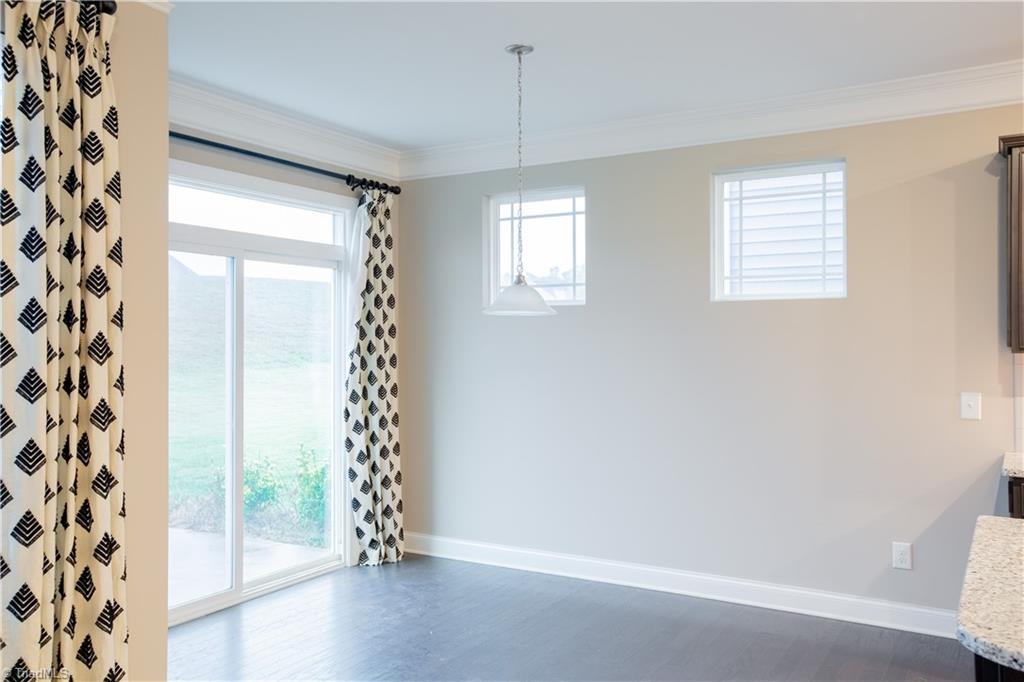 218 Crane Creek Way Property Photo 7