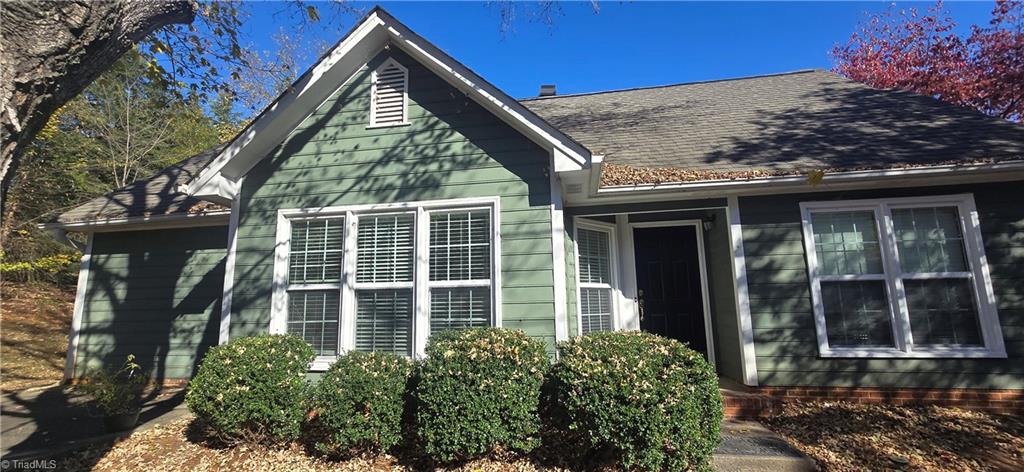 2933 Deerbrook Court Property Photo 1