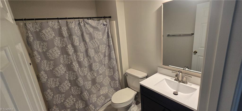 2933 Deerbrook Court Property Photo 19