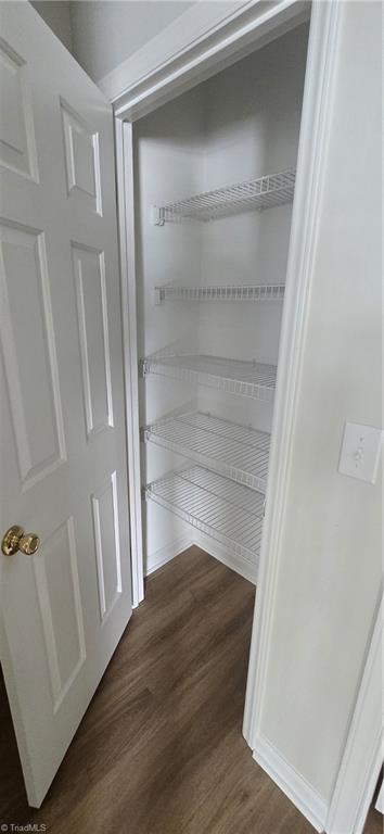 2933 Deerbrook Court Property Photo 21