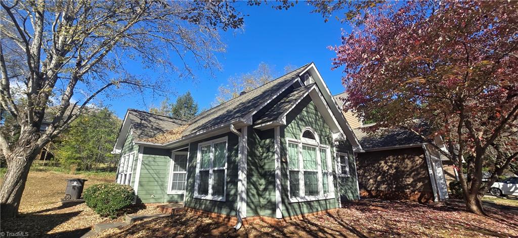 2933 Deerbrook Court Property Photo 27