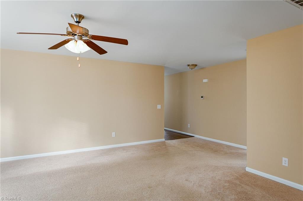 5519 Misty Hill Circle Property Photo 6
