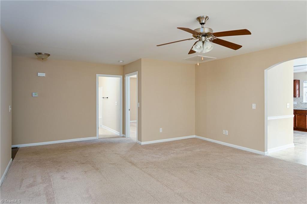 5519 Misty Hill Circle Property Photo 7