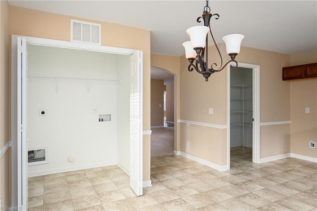 5519 Misty Hill Circle Property Photo 12