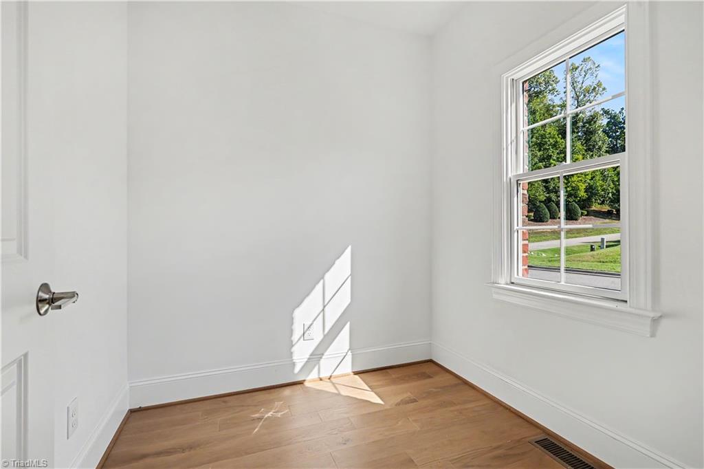7925 Tranquility Place Property Photo 18