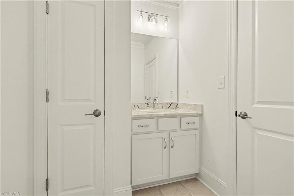7925 Tranquility Place Property Photo 27